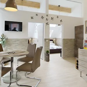 https://flatprovider-manuela-apartment.vienna-besthotels.com